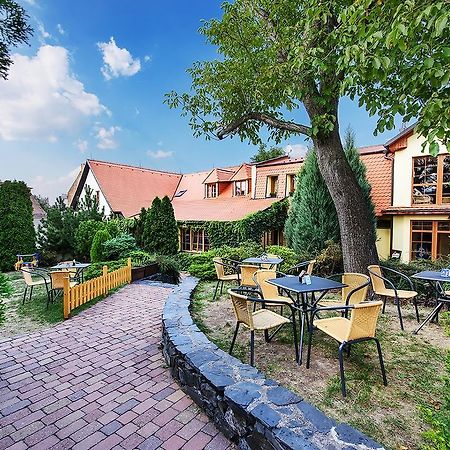 Restaurace A Penzion U Palecku Skuteč Zewnętrze zdjęcie