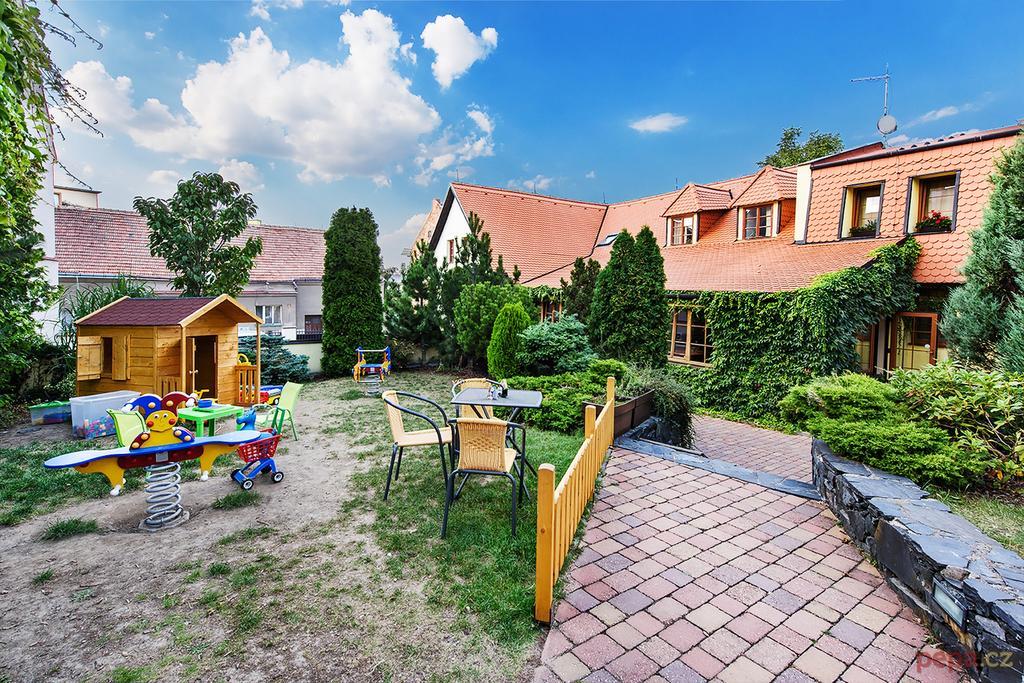 Restaurace A Penzion U Palecku Skuteč Zewnętrze zdjęcie