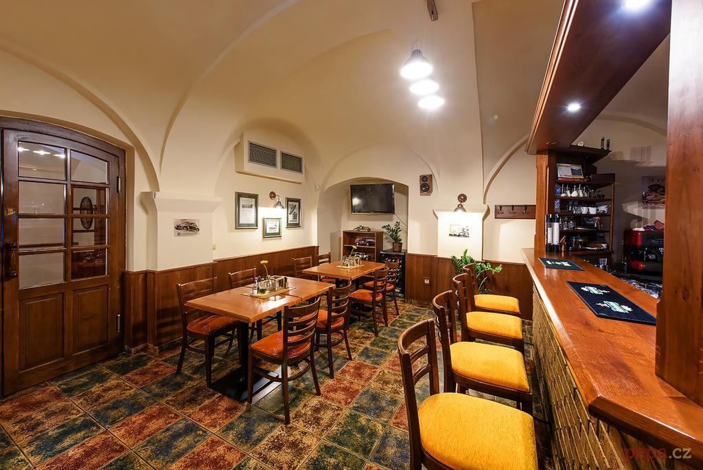 Restaurace A Penzion U Palecku Skuteč Zewnętrze zdjęcie
